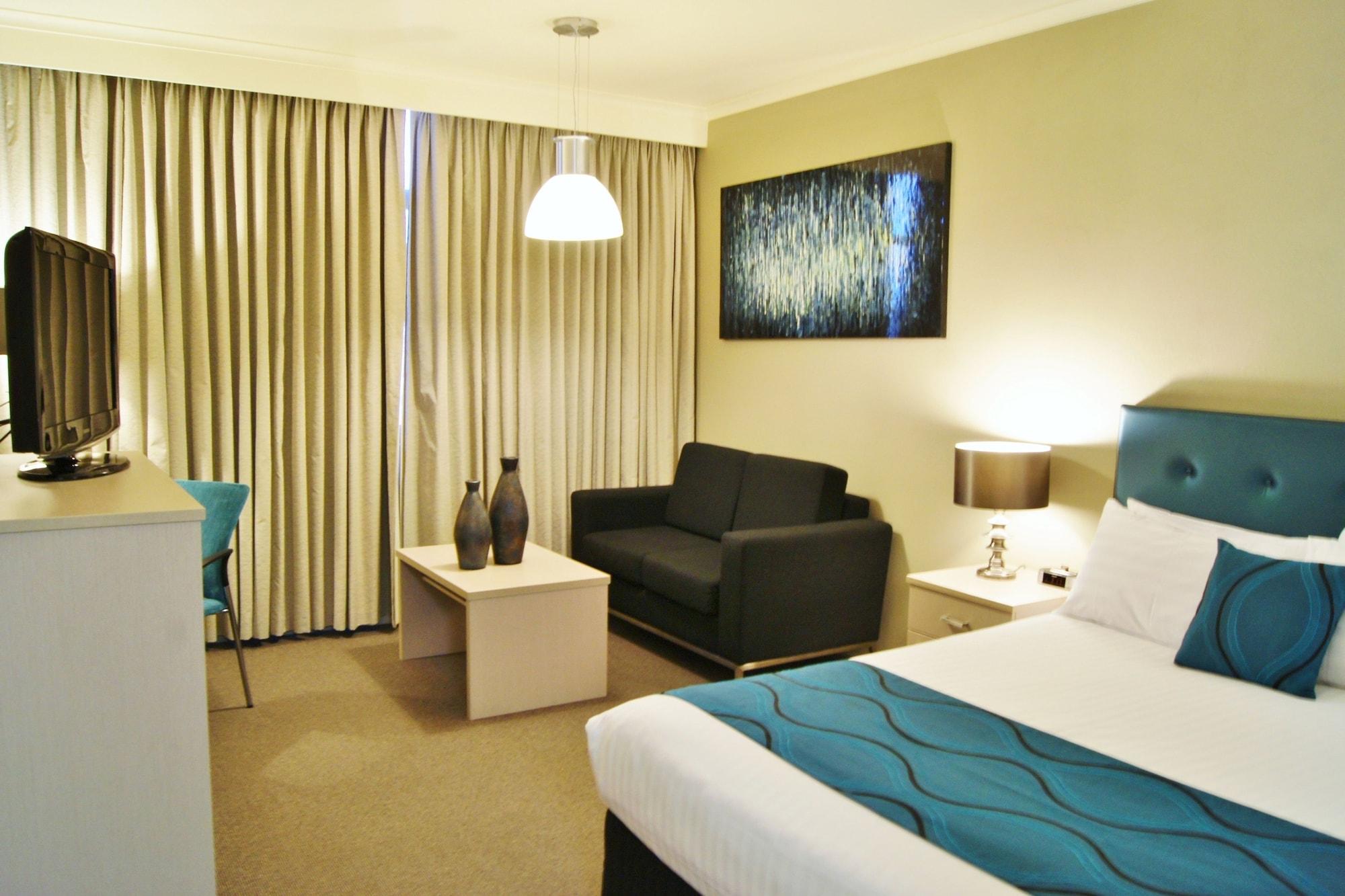 Mantra Pavilion Hotel Wagga Wagga Exterior photo